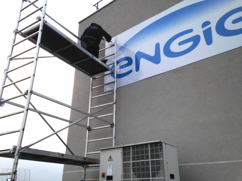 Conception de vos enseignes par des experts, des professionnels de la signalétique, petites moyennes et grandes enseignes à Genève